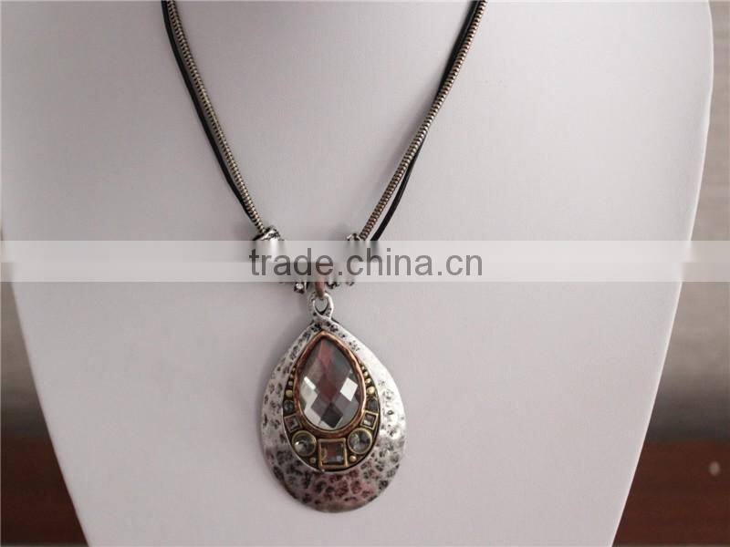 Superior Quality Best Price White Gold Plated Necklace