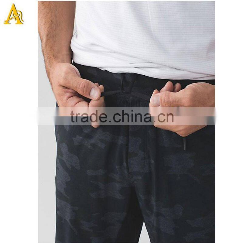 Customized colorful printed Mens gym shorts
