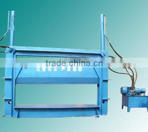 Double cylinder timber splitting machine for large timber