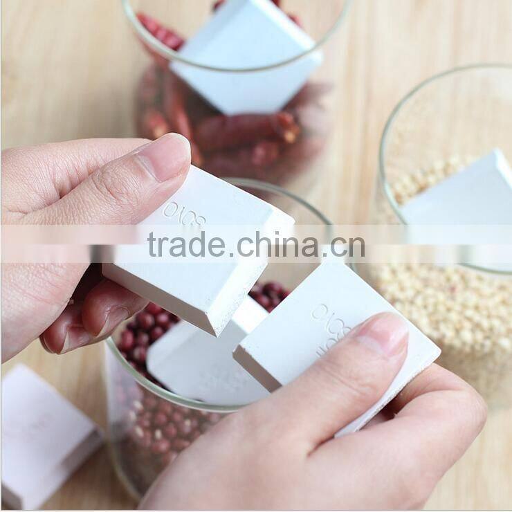 Fast drying moisture absorbing moisture Celite block kitchen storage desiccant block