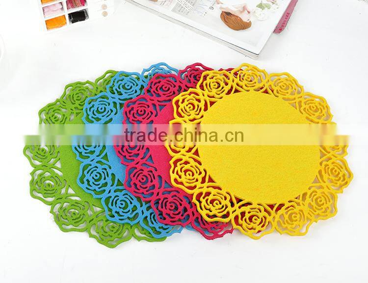 2016 non woven fabric dining table mats