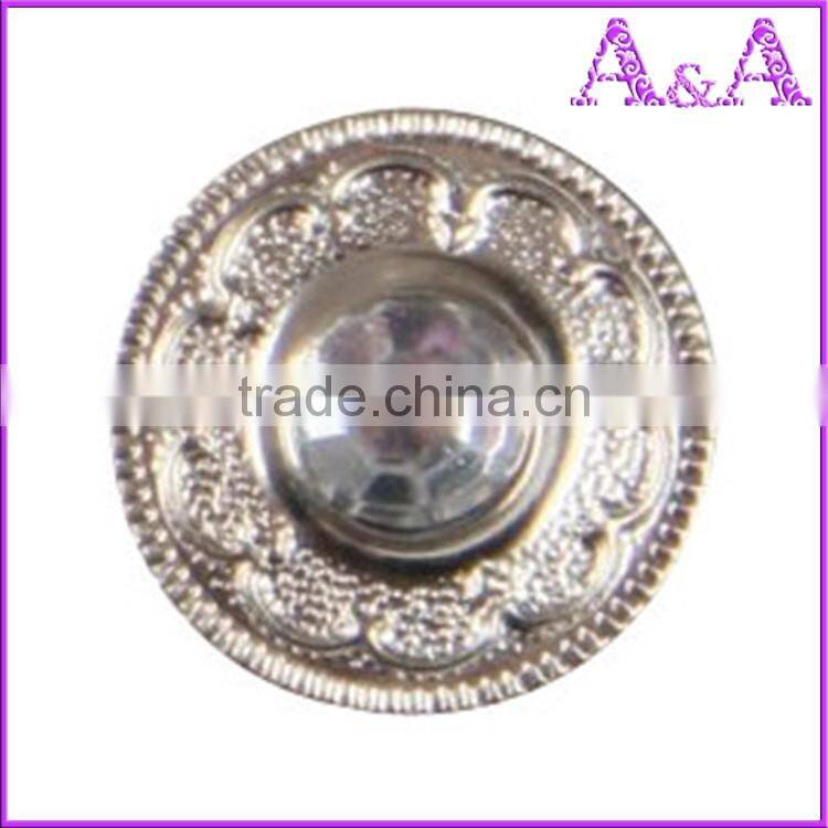 Classic Pretty jeans button with black stone