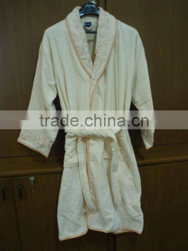 Hot Selling Kids Black Color Cheap Bathrobes for Kids
