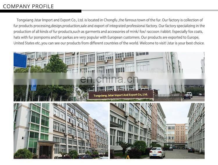 Goods in stock 2017 new arrive black bomber jacket with raccoon fur collar