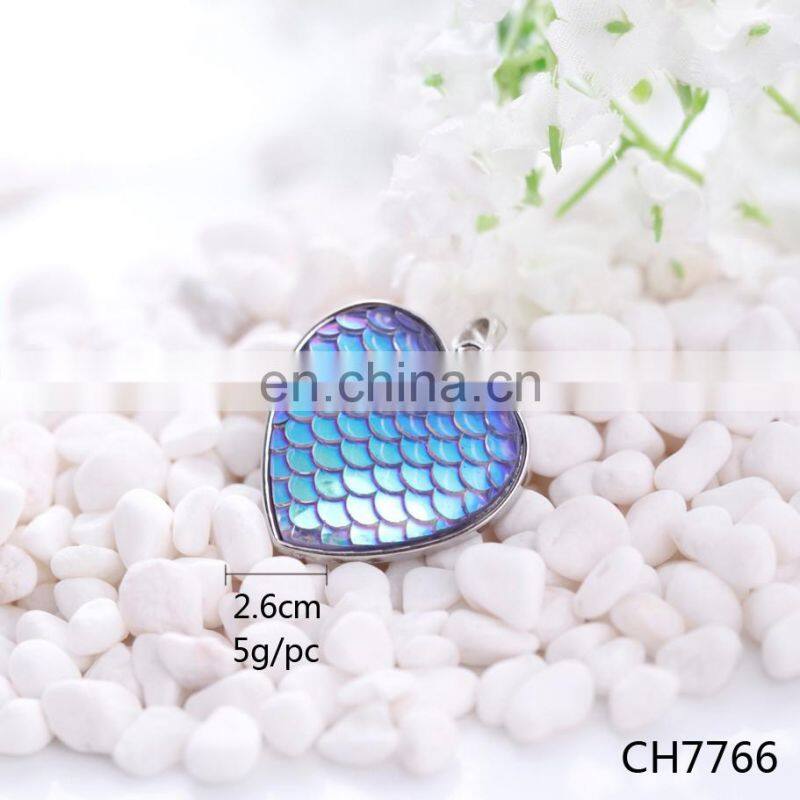 Hot sale metal alloy oval shape mermaid scale tail charm pendant for bracelet making