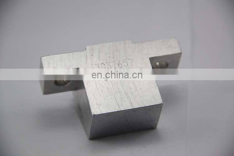 3037657 Orignal CCEC Marine Diesel Engine Spare Parts K19 KTA19 Oil Supply Connection
