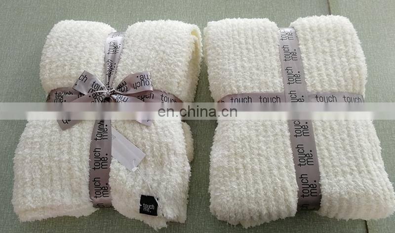 Barefoot Dreams super soft luxury best selling white color most new tech micro feather yarn knit baby adult throw blanket