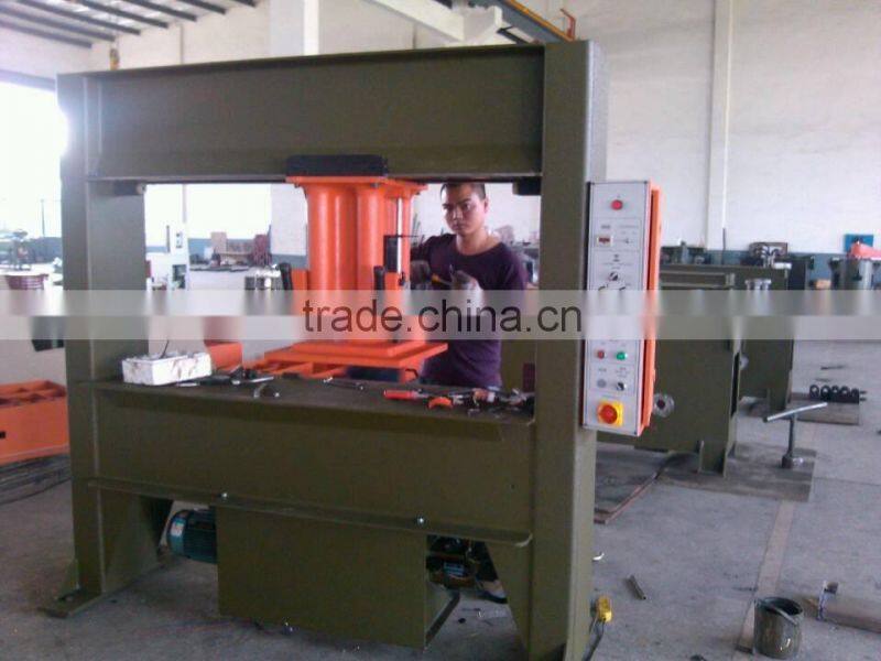 S588 OILDYNAMIC CUTTING PRESSES WITH MOVABLE TROLLEY