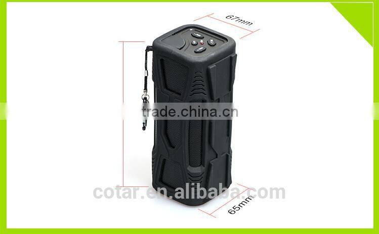 Factory Wholesales Wireless Portable Music High-end Bluetooth Speaker With Silicone Case Remote Clock