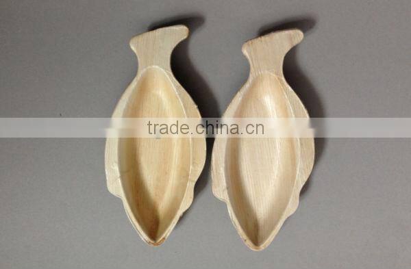 9''x4.5'' palm leaf fish shape plate