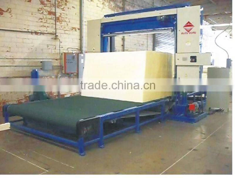 ECMT-135 136 automatic horizontal foam cutting machine with conveyor or belt and vacuum system) made in elitecore machine