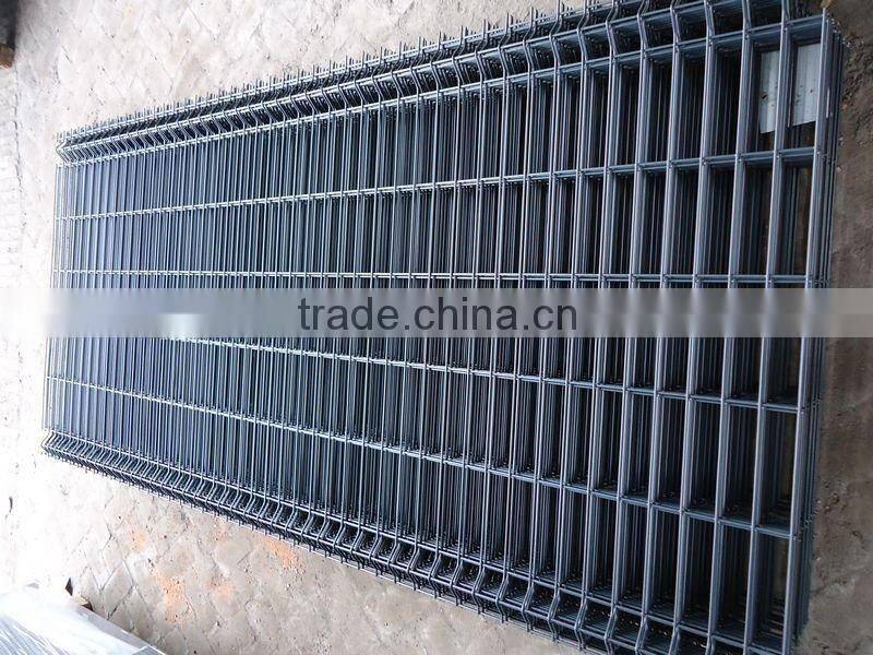 black vinyl coated welded wire mesh