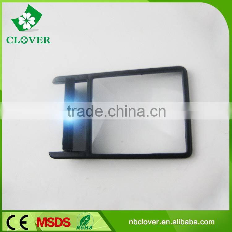 Card shape plastic reading magnifier with led light for elderly