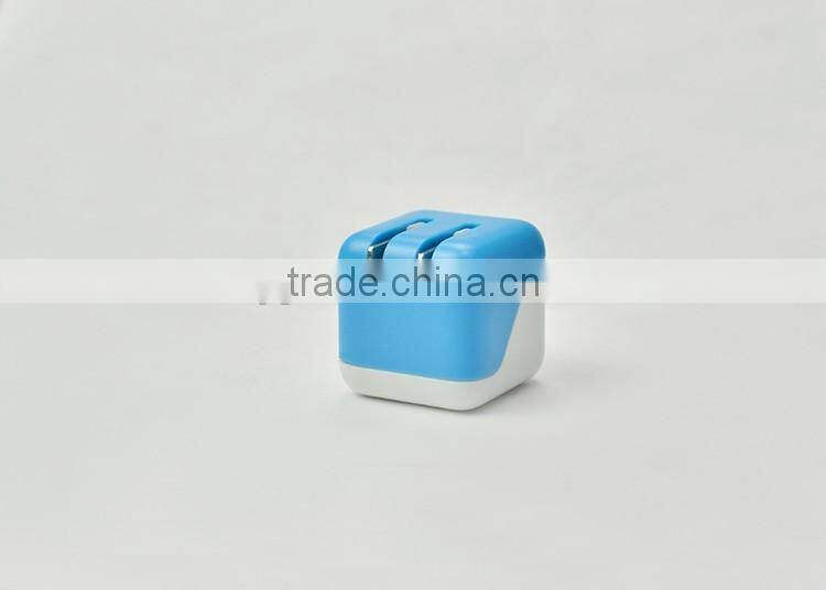 Eu And Usa Plug Colorful Mobile Phone 5v 2.1a Dual Usb Wall Charger