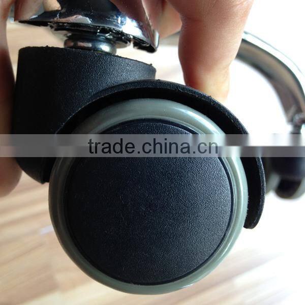 2015 Promotional White PU Leather Plywood Dining Chair with Casters