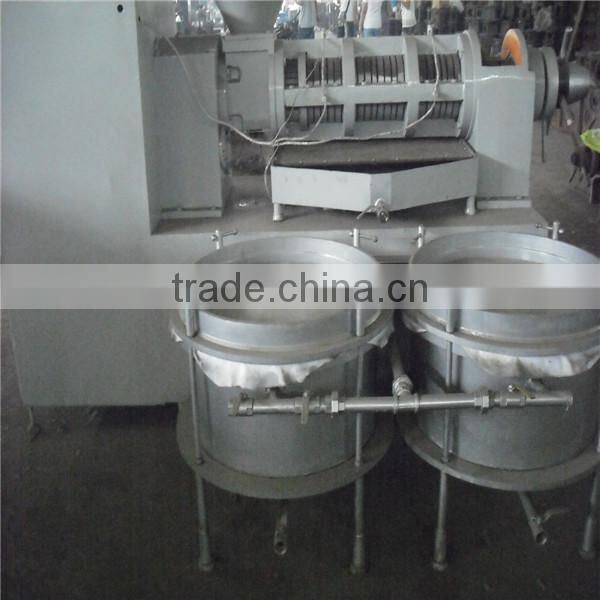 low price hydraulic oil press/walnout oil press machine