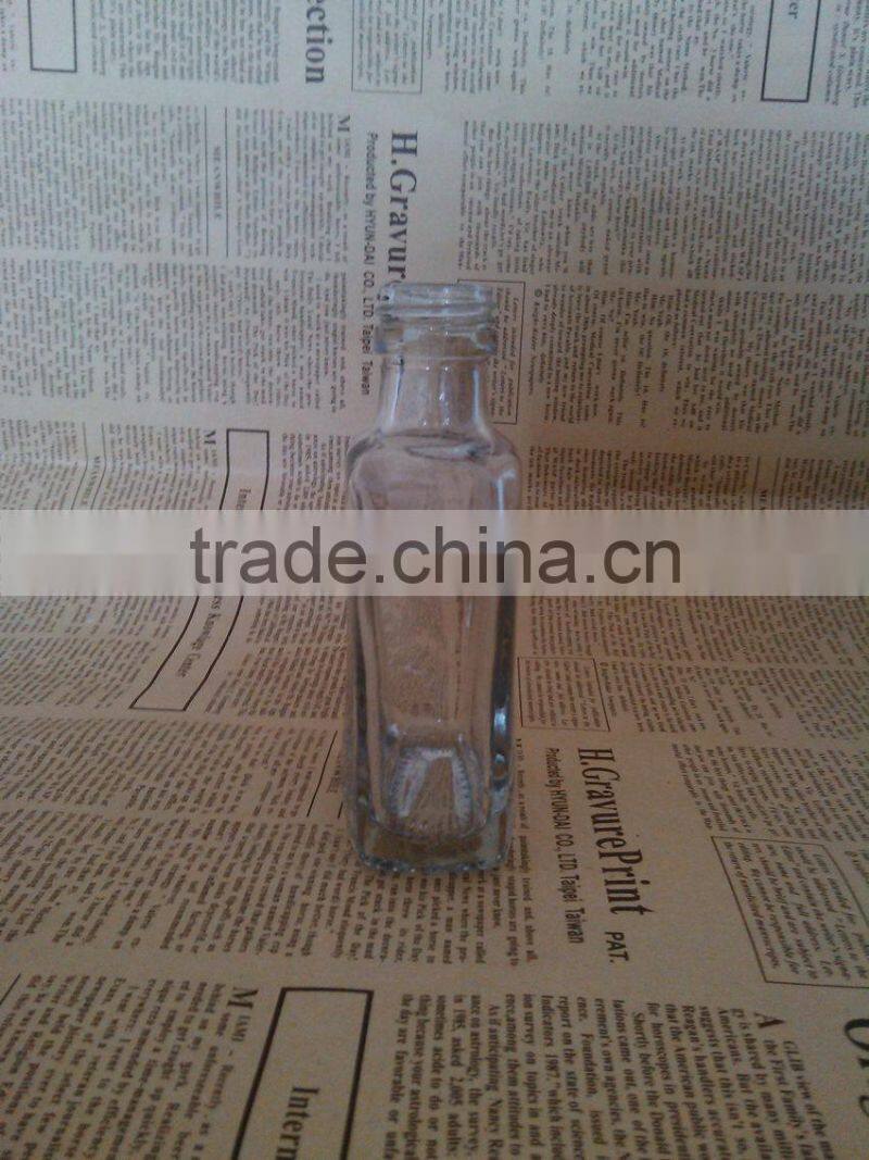 125ml mini flat vodka wine bottle with twist off cap