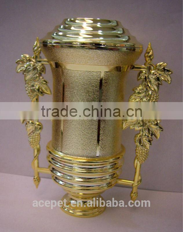 Vine handle cup for trophy