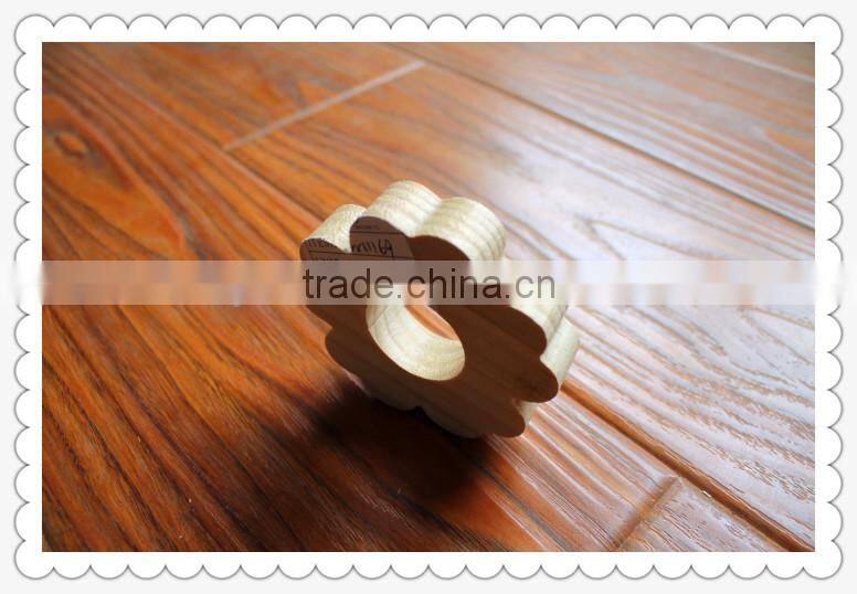 2014 new stytle high quality decorative flower shape wood candle holder