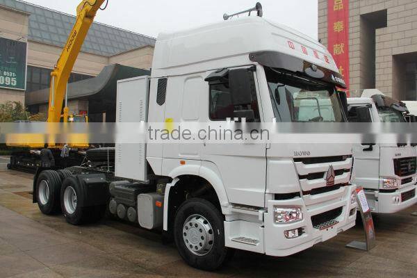 2015 SINOTRUK HOWO LNG tractor truck 6x4 low price sale