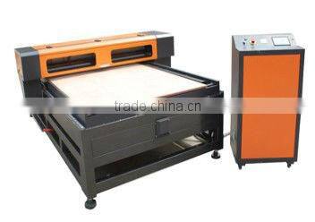 Laser die-board cutting machine 1325 GSI200W