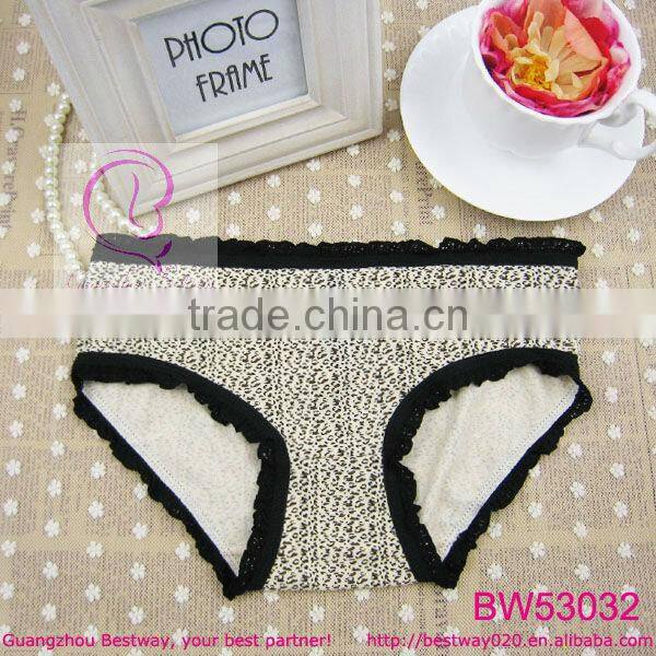 Sex iamges soft briefs panty with lace in stock
