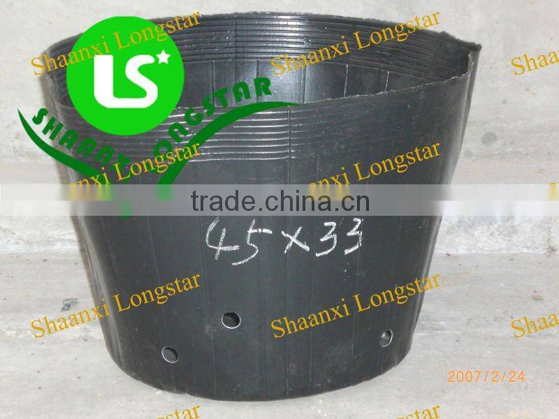 Plastic nursery tray