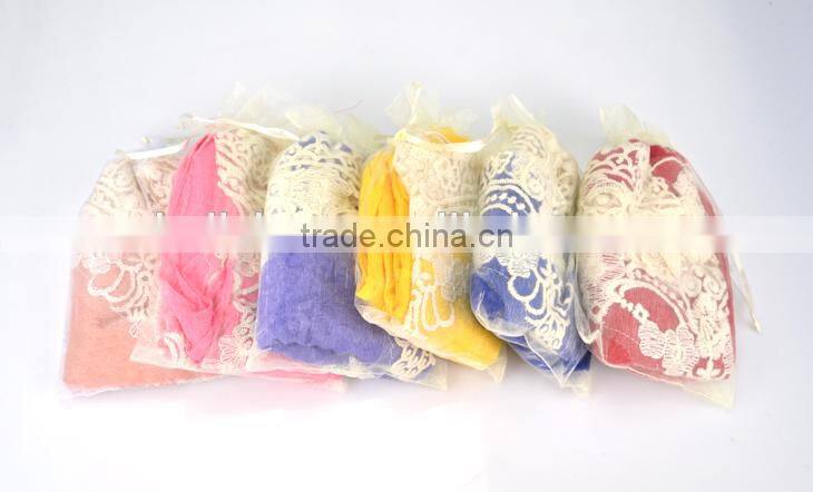 2015 Autumn Winter Newest Embroidery Floral Lace Sewed Cotton Baby Girls Scarf