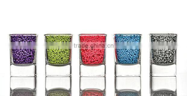 China Supplier Professional Plastic White Masterbatch for Pipes/Home products