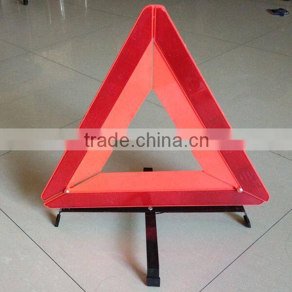 Safety reflective warning triangle with Emark