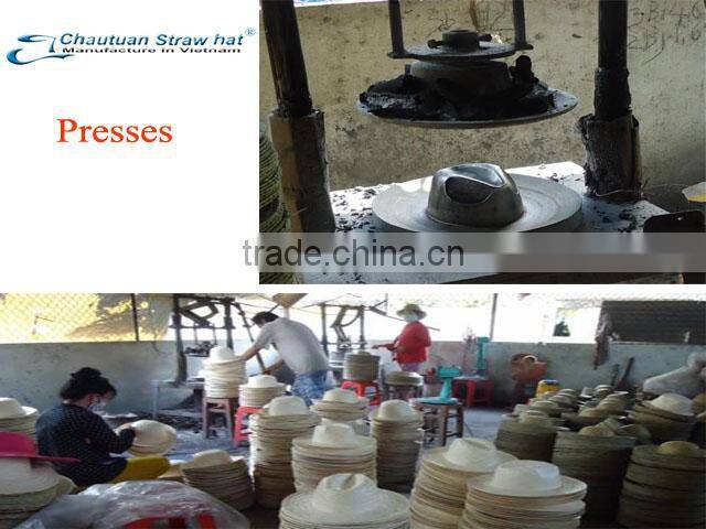 STRAW HAT DECORATION