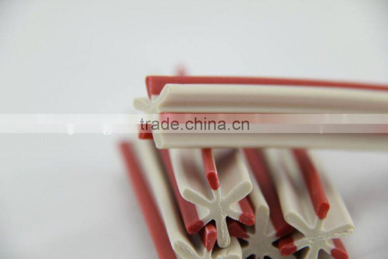 fish food (two-tone straight hexagonal natural dog chews)