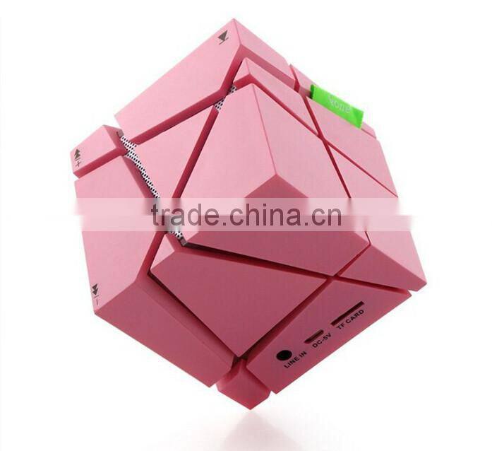 Qone7 EDGE Portable Mini Bluetooth Speaker with LED Light Built-in 500mAh Battery Stereo Sound Box Mp3 Player Subwoofer Speakers