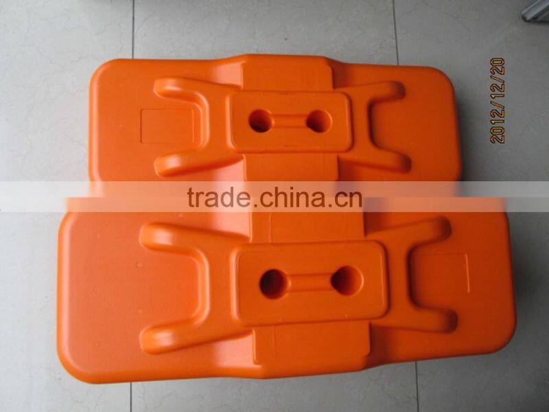2016 the best selling Orange HDPE outdoor fencing feet/foot/base