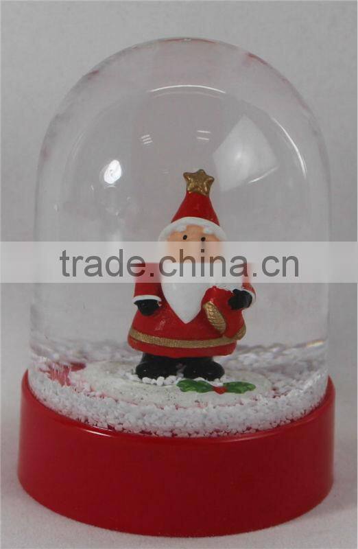 Unique plastic souvenir gift snow globes