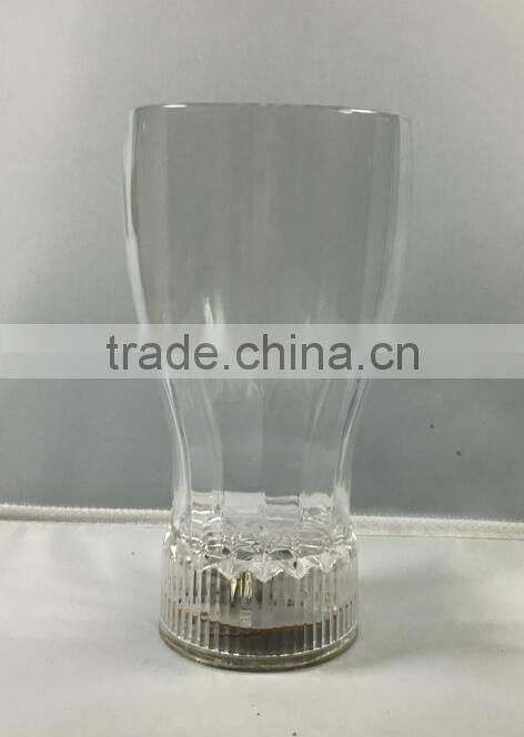 2016 hot selling LED Flashing Cup Christmas/Festival/Party/Event Decoration LED Cup Flashing Coke/Wine/Coffee Fancy Light Glass