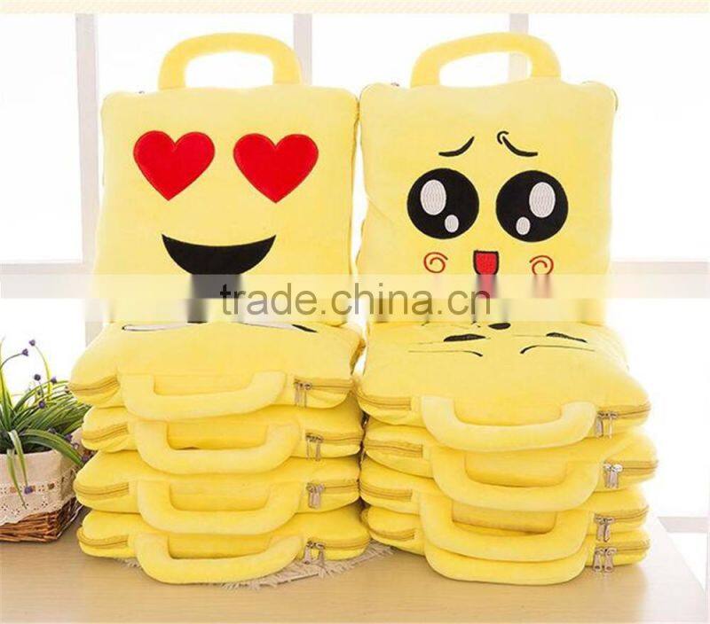 2016 hot Wholesale travel decorative body bolster emoji pillow blanket