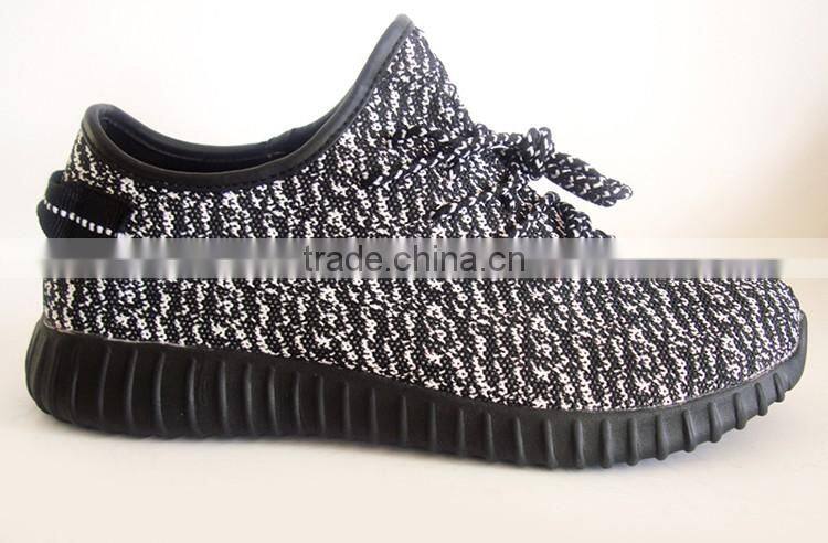 Exotic black and white color running shoes men with EVA outsole