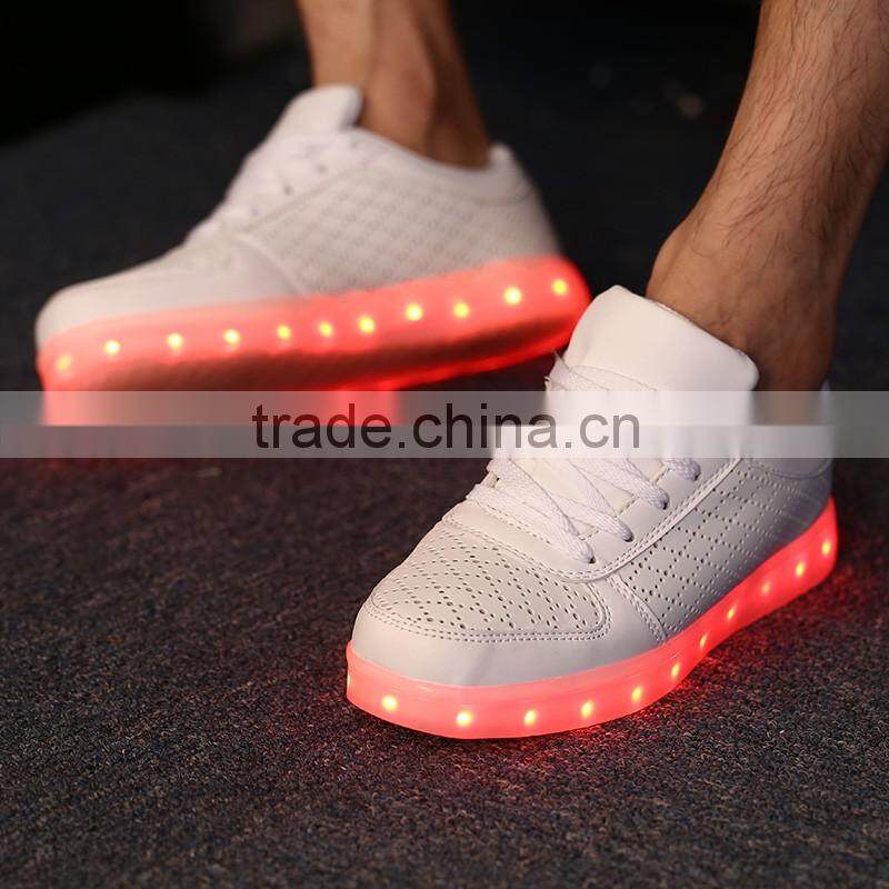 alibaba low cost lighted sneakers ,sneakers with led light for adults and kids, light up platform sneakers with led shoes