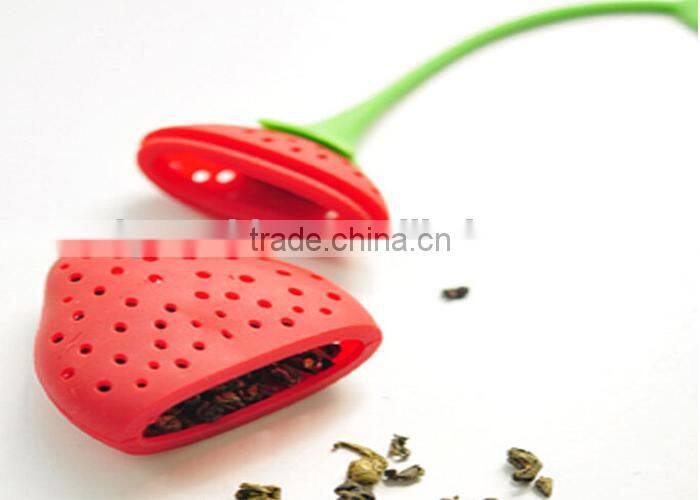 Hot sell high quality strawberry shape Silicone tea infusers for traveller