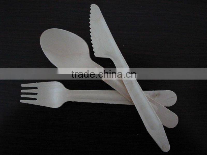 wooden disposable cutlery