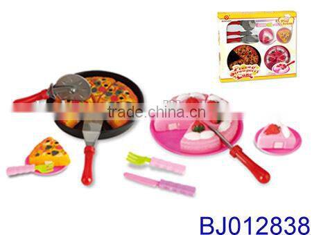 Lovely new plastic toy birthday cake model