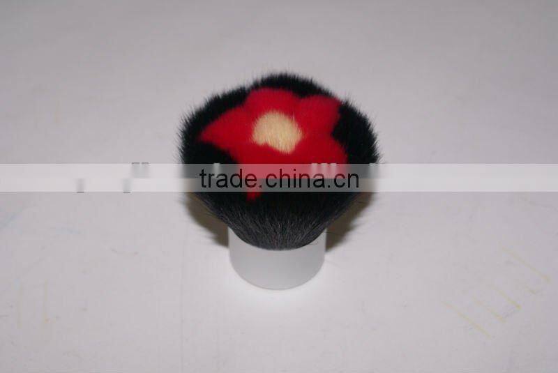 Flower shape Kabuki Makeup Brush with goat and nylon hair