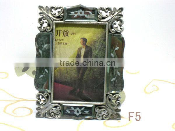 Mini tulip resin handmade photo frames designs for pet