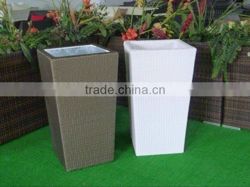 China modern design rattan flower pot in garden sets in patio outdoor furnitur