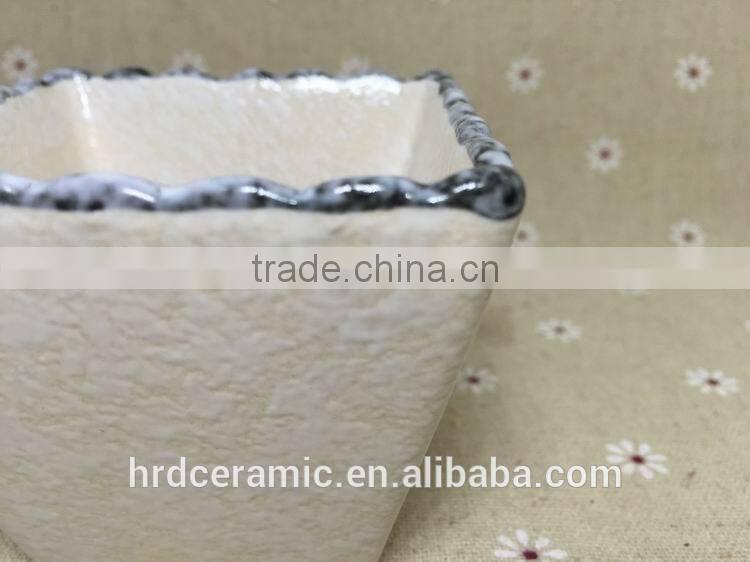 China Manufacturer stocked White Porcelain square ceramic dish