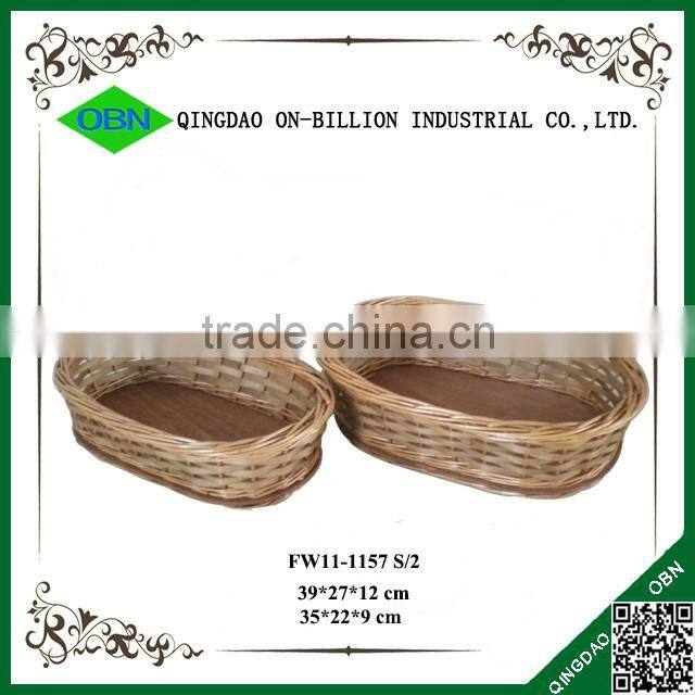 Custom wood chips and willow oval heated french bread basket