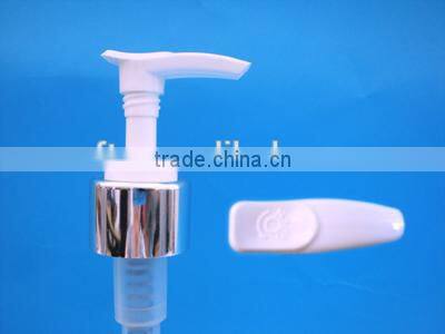 38mm white twist up lotion pump