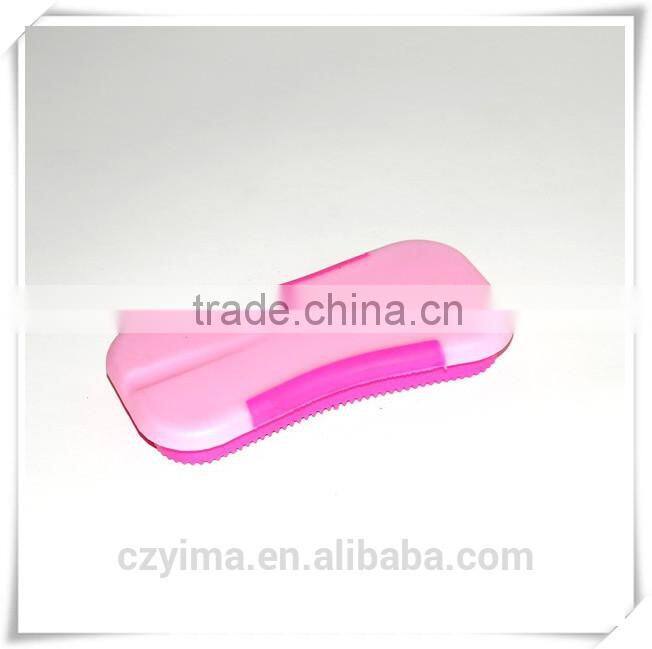 plastic horse curry comb/bone-shaped/horse grooming