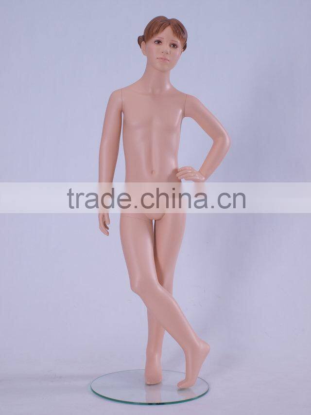 Realistic kids used mannequins